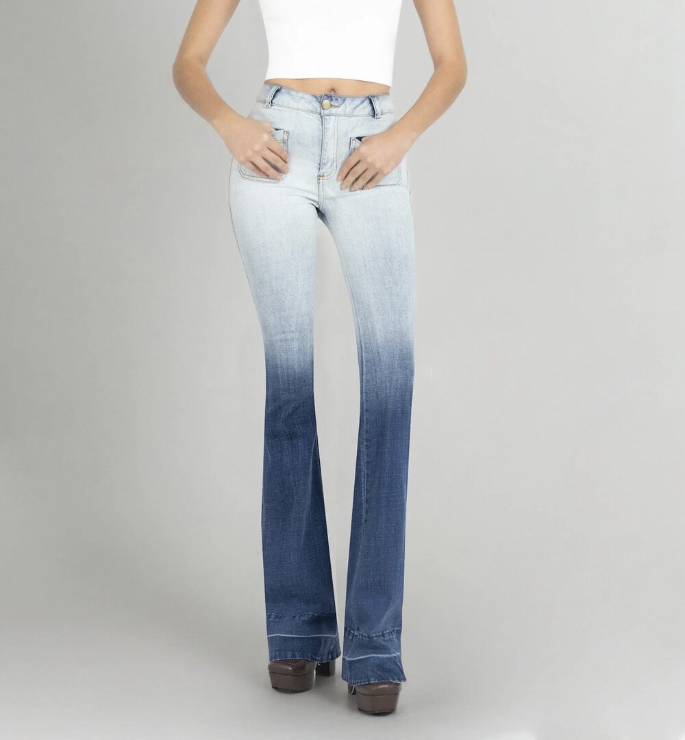 Alvin Valley Doyenne Degrade Wash Ombre Flare Jeans NWT Size 40 Regular